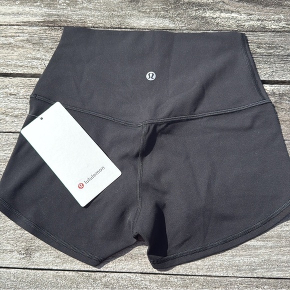 Lululemon Align High-Rise Short 2" Black size 8 NWT biker shorts - Picture 1 of 7